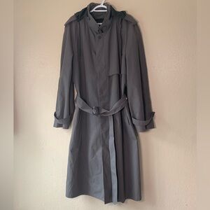 Vintage London Fog Gray Modern Chic Corpcore Belted Long Trench Coat Size M